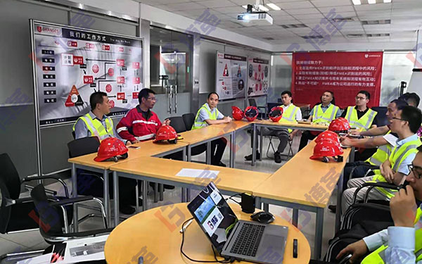 中天科技TPM項目組成員上?？疾飕F(xiàn)場